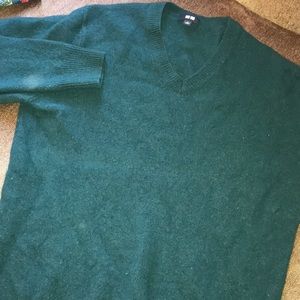 Uniqlo Green Wool sweater